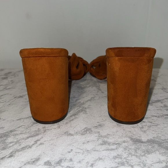 Lulus Tan/Copper Faux Suede High Heel Sandals Size 7.5 - Picture 3 of 6